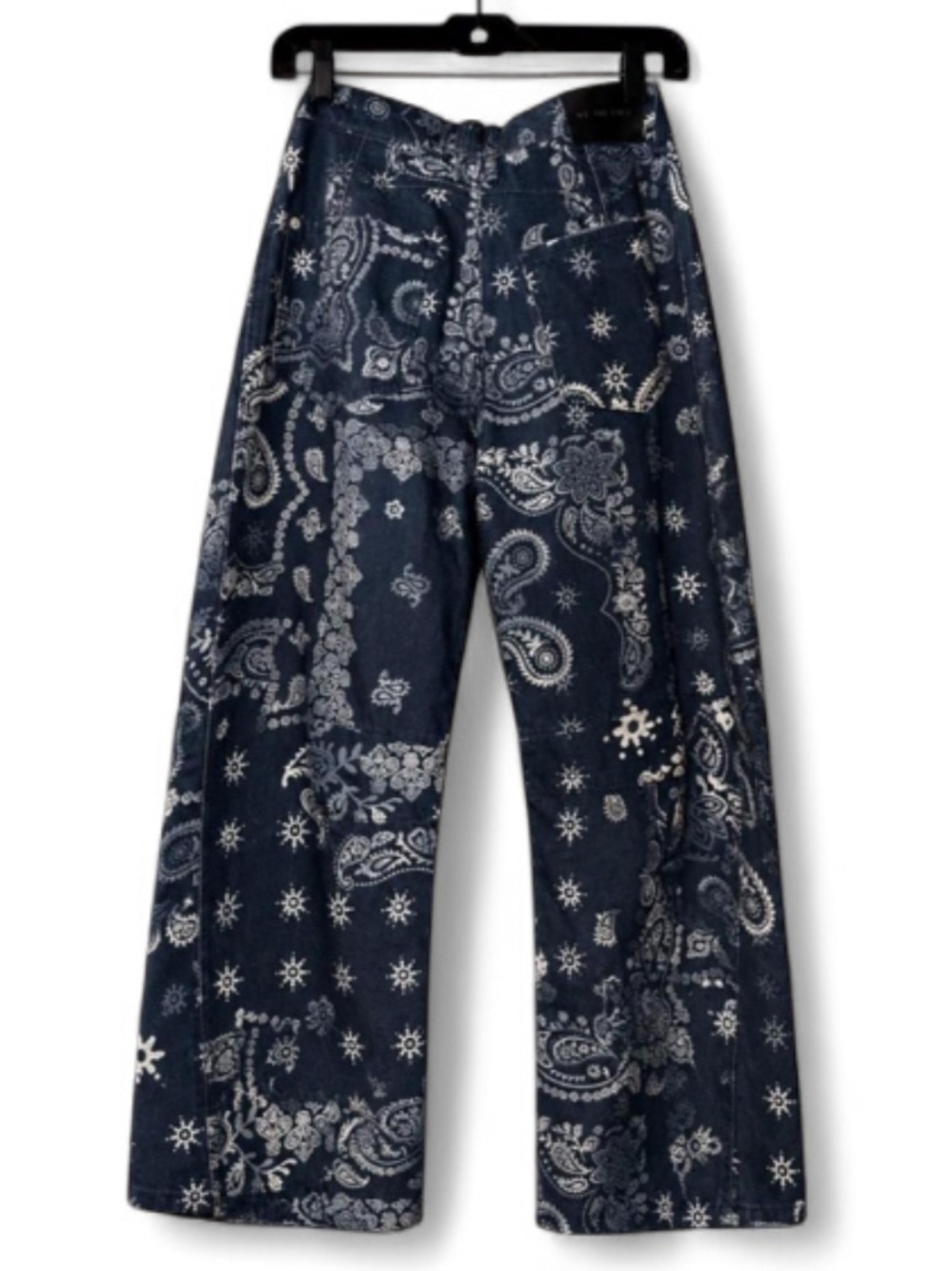 Free People Good Luck Barrel Jeans Bandana Print 26 NWOT Rare Sold Out - Picture 6 of 7